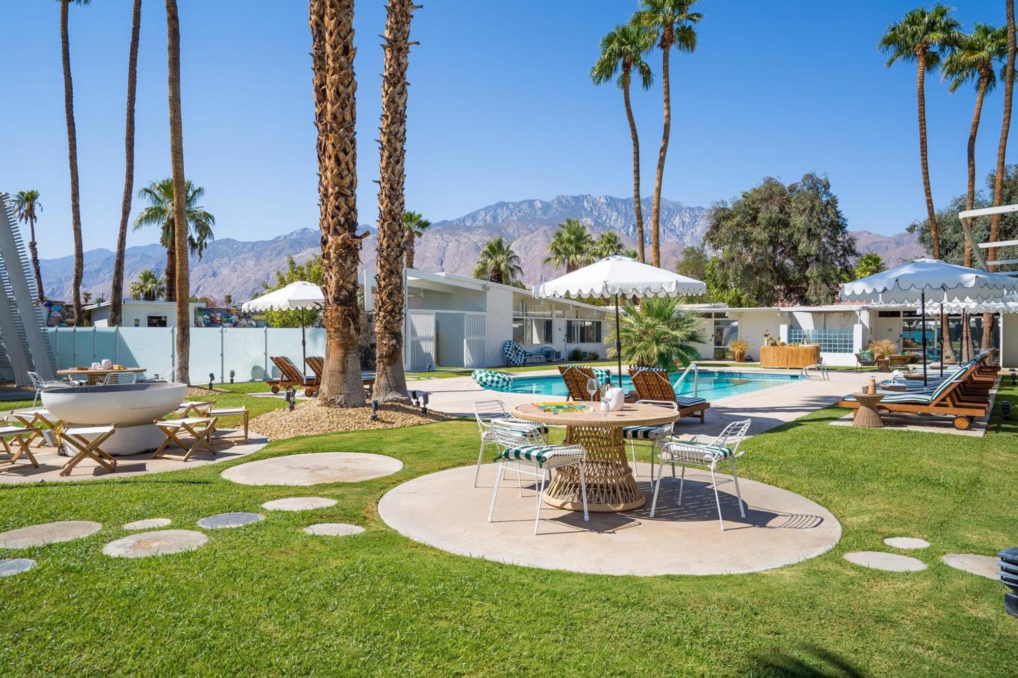 The Monkey Tree Hotel Buyout By Avantstay Entire Hotel Buyout Funky Rooms W Modern Amenities Palm Springs Zewnętrze zdjęcie